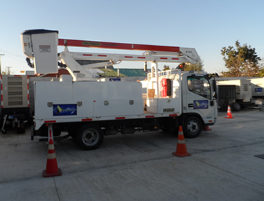 Soporta un peso de 137 kilos y consta de control manual en capacho